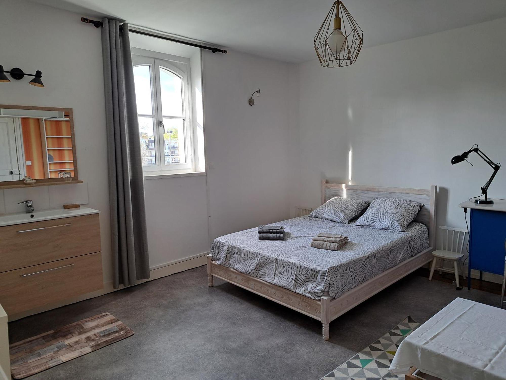 Les Chambres De Lucie-B&B - Petit Dej Inclus - Parking Prive - Proche Gare Версал Екстериор снимка